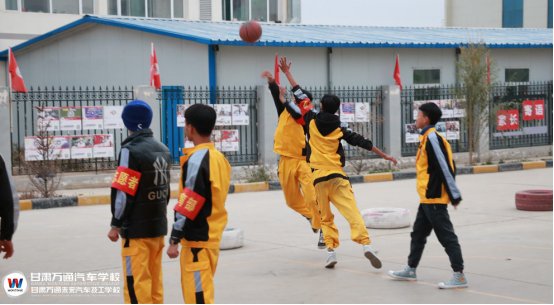 恰同学少年，风华正茂丨甘肃万通未来汽车技工学校社团纳新了